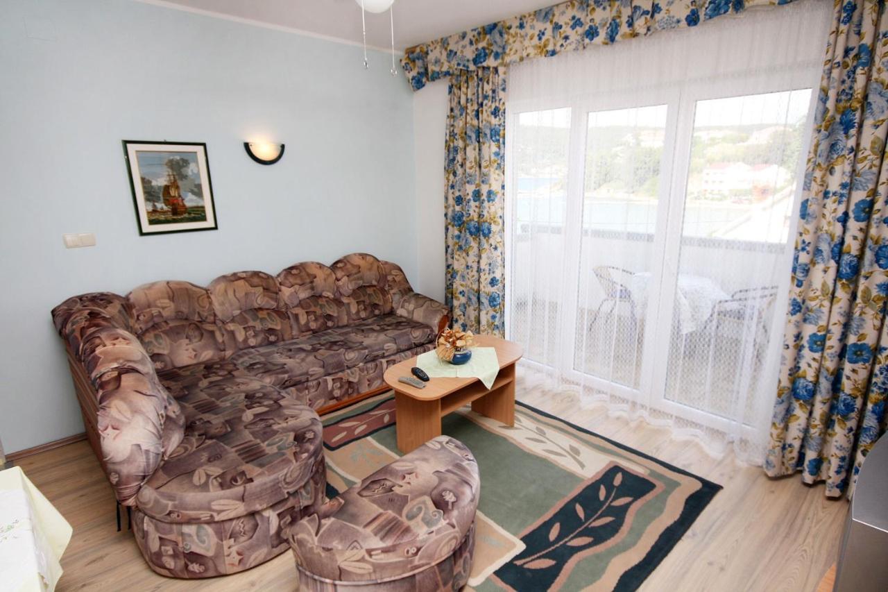 Apartments by the sea Supetarska Draga - Donja, Rab - 2022 Bagian luar foto